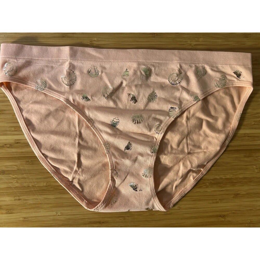 NWT Victoria's Secret Seamless Bikini Panty Peach w/ Foil Seashell Graphic Sz M